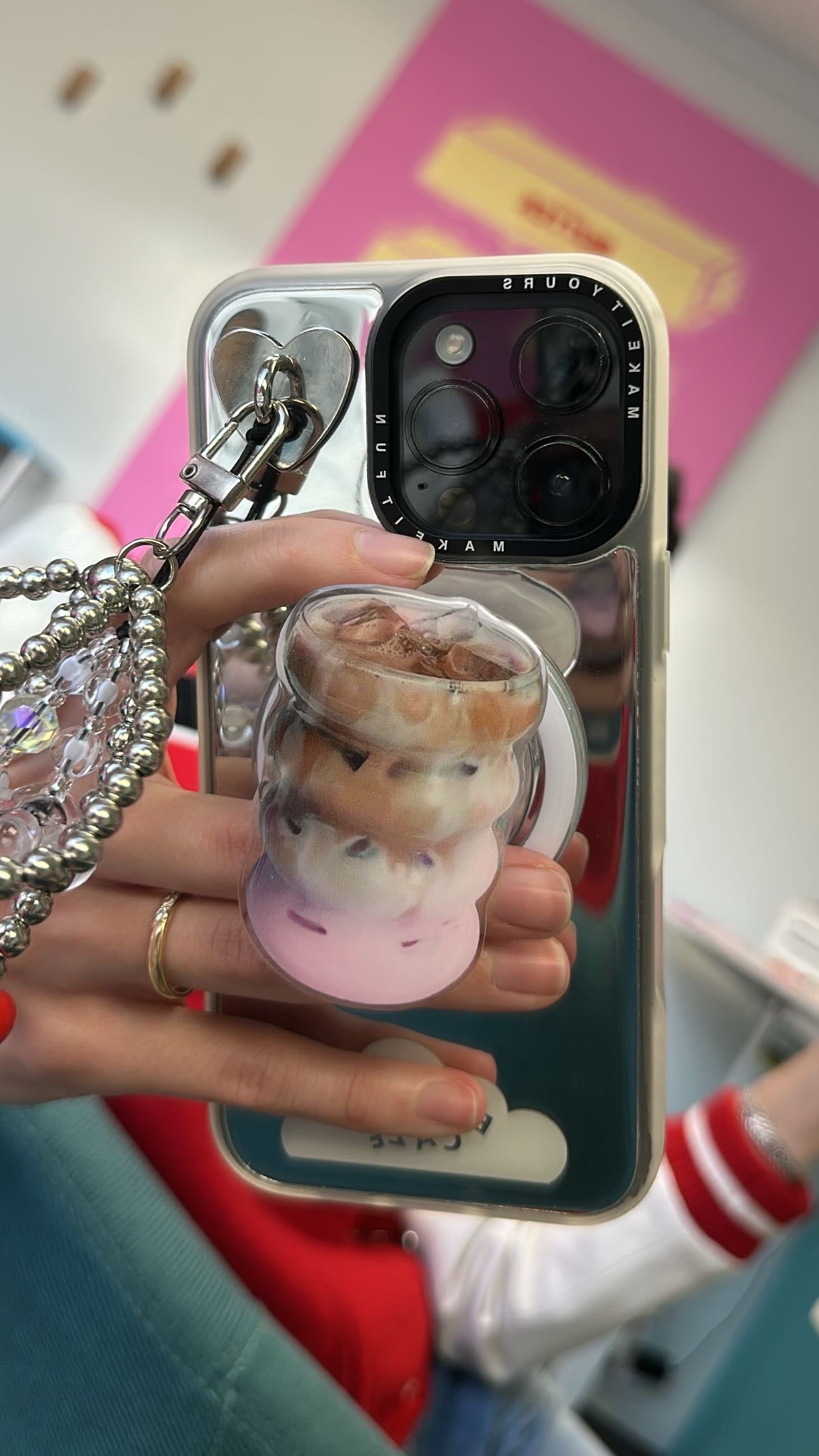 A latte Love Pop Grippy