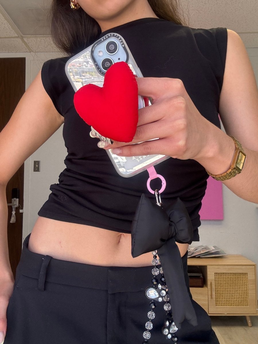 Pink puffy heart MagSafe pop holder, cute 3D heart magnetic pop socket and phone grip accessory for mobile cases.
