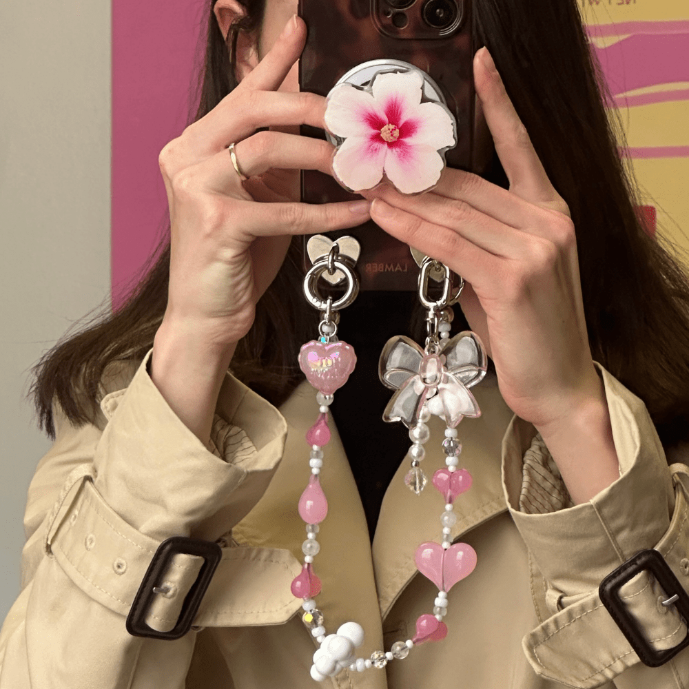 Gummy Pink Bow U Keychain